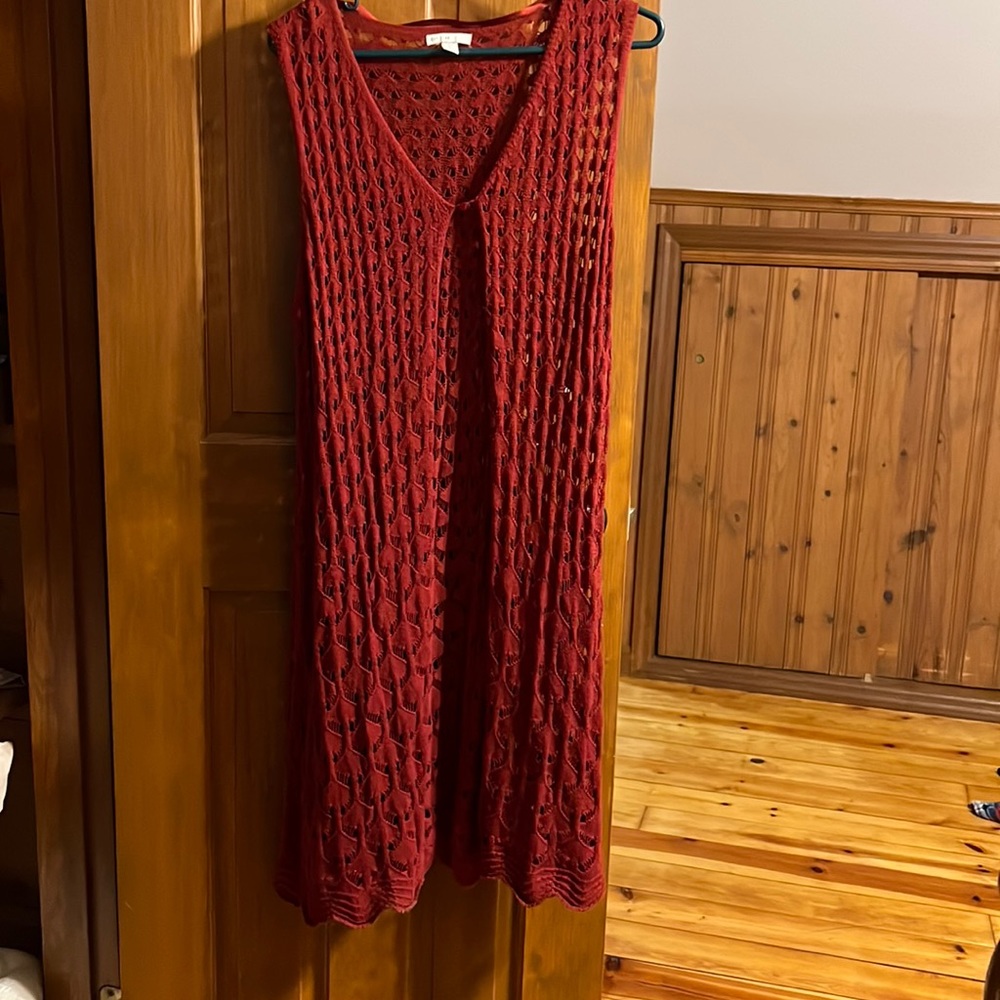 Women’s vest style long sweater